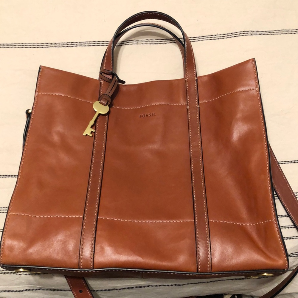 Fossil-Carmen Shopper